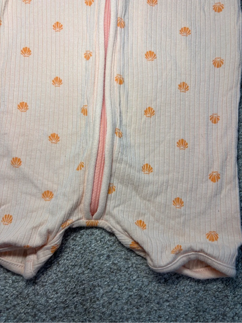Mori Peach Short-Sleeve Ribbed One-Piece Shell Print  Zip Sleeper 9-12 months